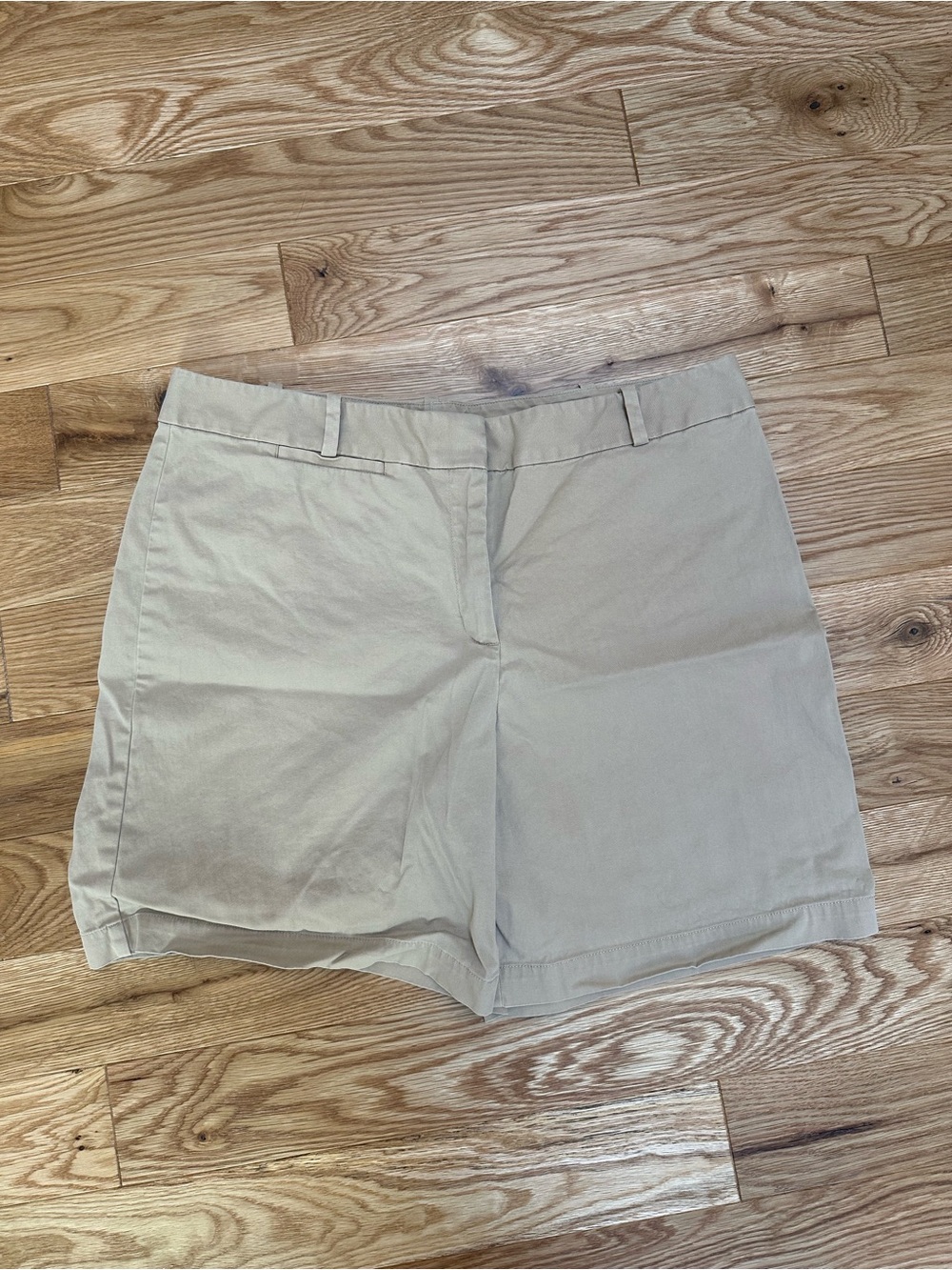 Talbots Women's Khaki Chino Shorts - Size 14 - 97% Cotton